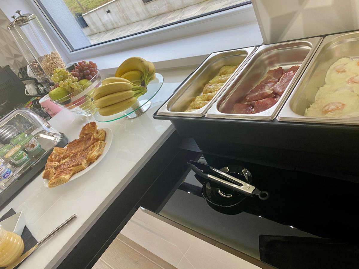 Velvet Home Vatra Dornei Eksteriør bilde